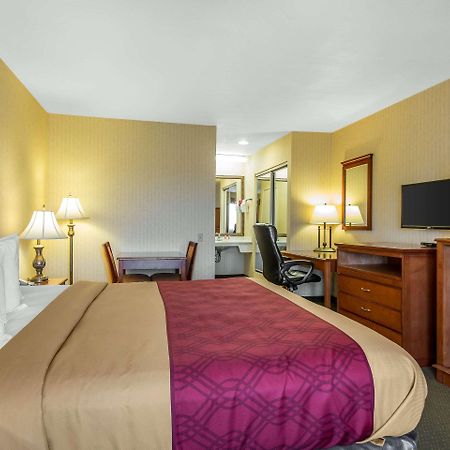Econo Lodge Inn & Suites Riverside - Corona Dış mekan fotoğraf