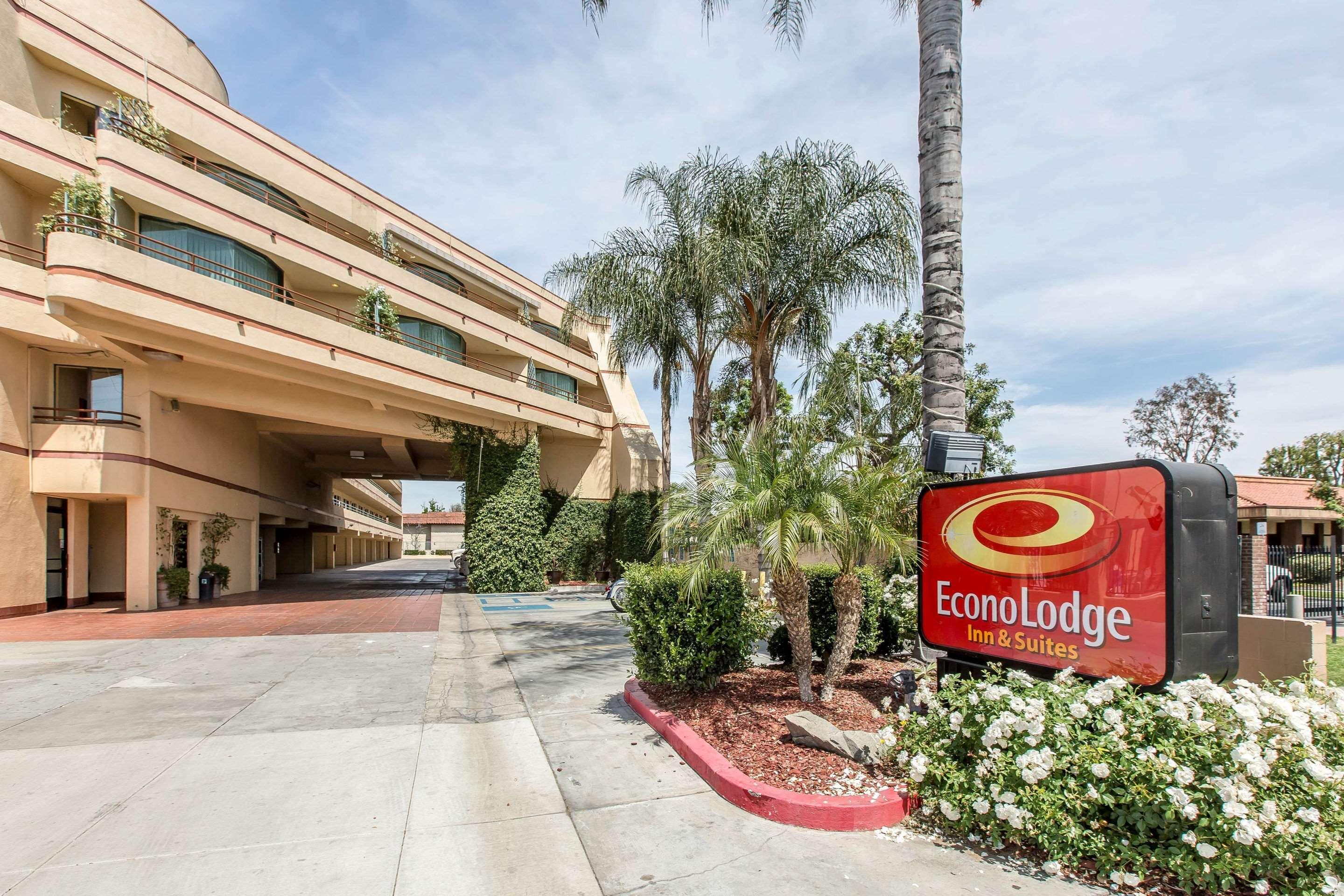 Econo Lodge Inn & Suites Riverside - Corona Dış mekan fotoğraf
