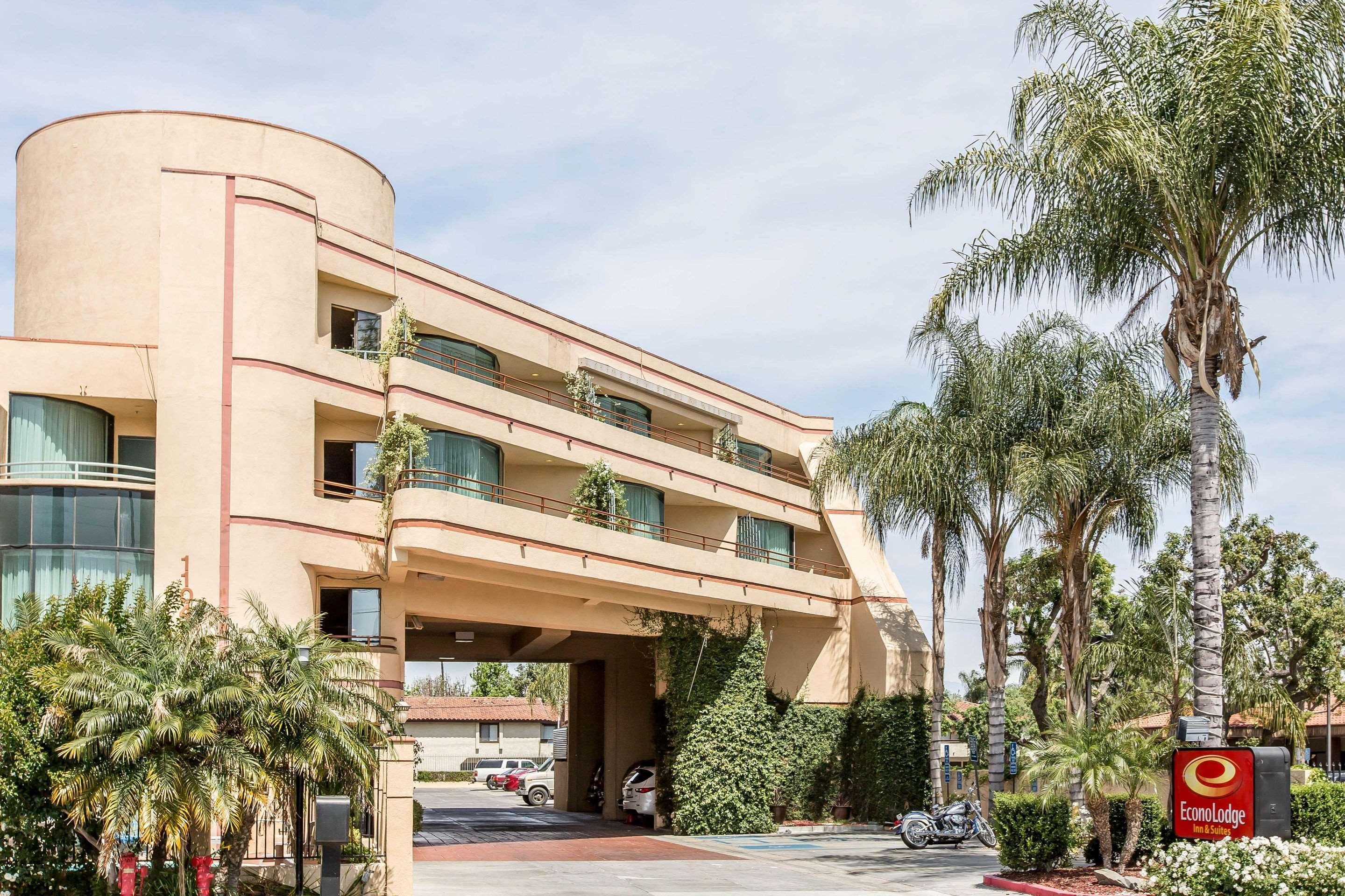 Econo Lodge Inn & Suites Riverside - Corona Dış mekan fotoğraf